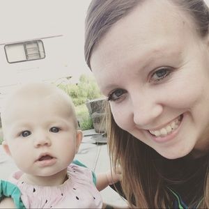 Meet your Posher, Dakota